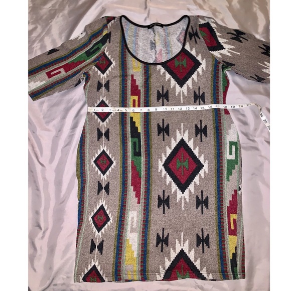 Sweater Dress Tribal (Plus Size) - Picture 3 of 7
